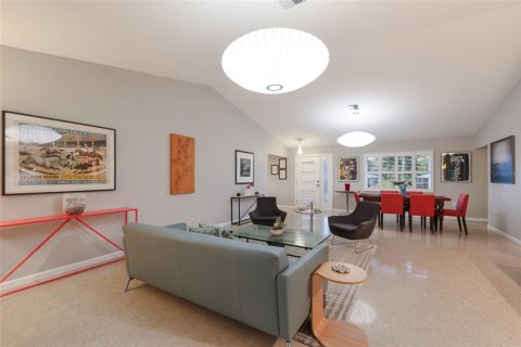 Купить виллу или дом в Сарасота, Флорида 9 комнат, 201.97м2, № 2093268 - фото 13