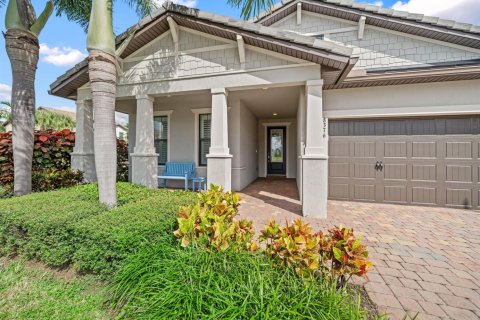 Casa en Lake Worth, Florida 3 dormitorios, 185.8 m2 № 2407172