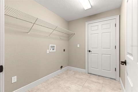 House in Ocala, Florida 3 bedrooms, 180.88 sq.m. № 1734299 - photo 24