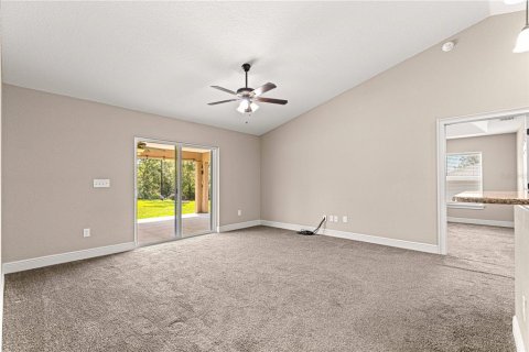 House in Ocala, Florida 3 bedrooms, 180.88 sq.m. № 1734299 - photo 16