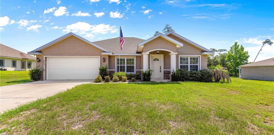 House in Ocala, Florida 3 bedrooms, 180.88 sq.m. № 1734299