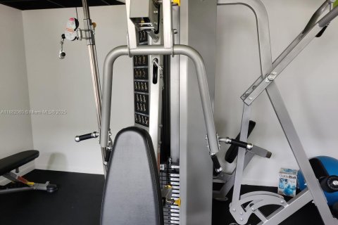 Снять в аренду кондоминиум в Лодердейл-бай-те-Си, Флорида 2 спальни, 95.69м2, № 1924843 - фото 8