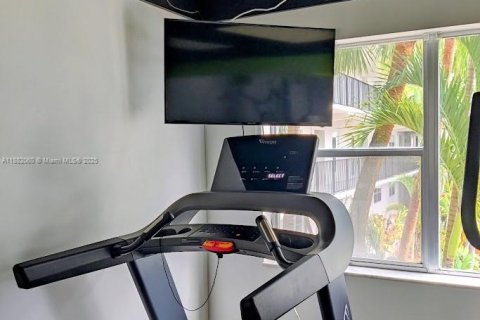 Снять в аренду кондоминиум в Лодердейл-бай-те-Си, Флорида 2 спальни, 95.69м2, № 1924843 - фото 10