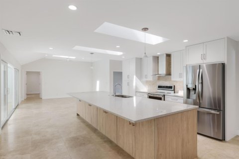 Villa ou maison à vendre à Lantana, Floride: 3 chambres, 268.12 m2 № 2173497 - photo 14