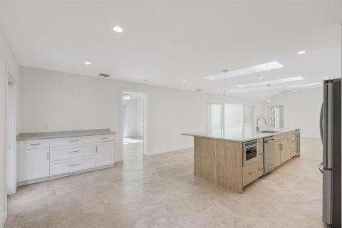 Villa ou maison à vendre à Lantana, Floride: 3 chambres, 268.12 m2 № 2173497 - photo 27