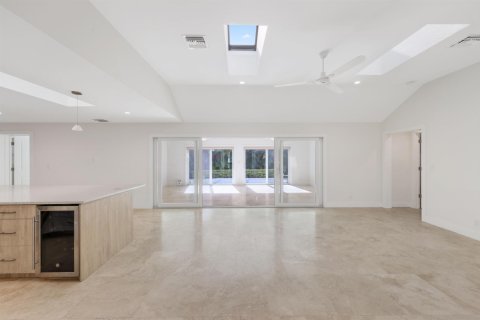 Villa ou maison à vendre à Lantana, Floride: 3 chambres, 268.12 m2 № 2173497 - photo 11