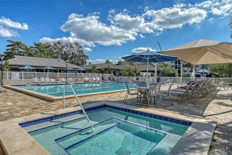Copropriété à vendre à Sarasota, Floride: 3 chambres, 201.13 m2 № 2152208 - photo 18