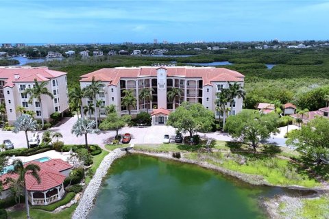 Copropriété à vendre à Sarasota, Floride: 3 chambres, 201.13 m2 № 2152208 - photo 2