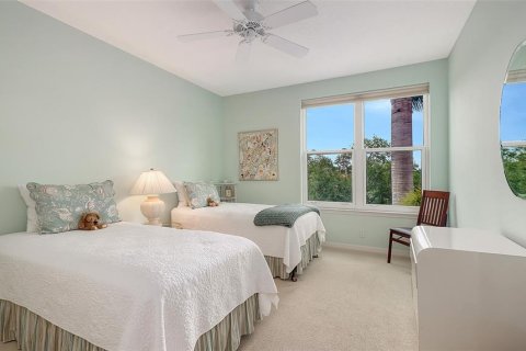 Copropriété à vendre à Sarasota, Floride: 3 chambres, 201.13 m2 № 2152208 - photo 14