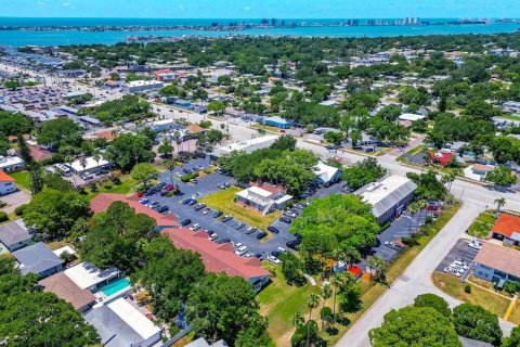 Immobilier commercial à Largo, Floride 4616.5 m2 № 2130656