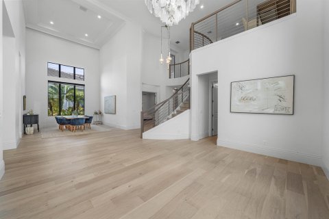 House in Boca Raton, Florida 5 bedrooms, 438.13 sq.m. № 2251554 - photo 9