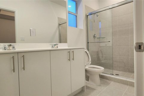 Townhouse in Homestead, Florida 3 bedrooms, 163.04 sq.m. № 1963177 - photo 7