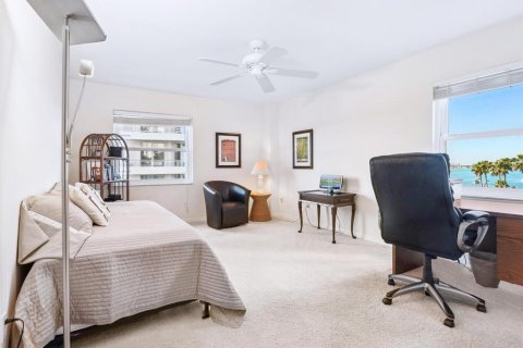 Condo in Sarasota, Florida, 3 bedrooms  № 1570378 - photo 25