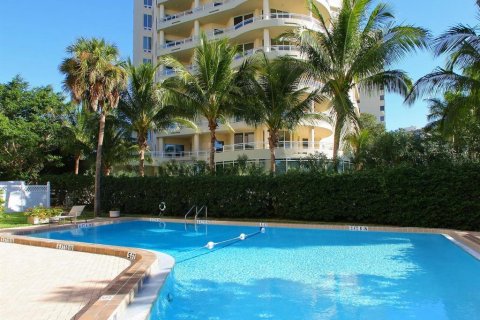 Condo in Sarasota, Florida, 3 bedrooms  № 1570378 - photo 30