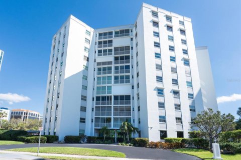 Condo in Sarasota, Florida, 3 bedrooms  № 1570378 - photo 2