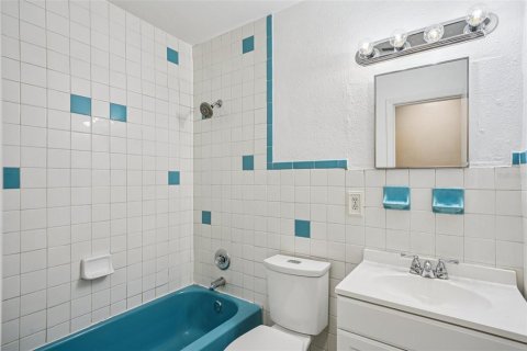 Casa en venta en Pinellas Park, Florida, 3 dormitorios, 111.85 m2 № 1816563 - foto 27
