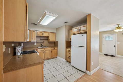 Casa en venta en Pinellas Park, Florida, 3 dormitorios, 111.85 m2 № 1816563 - foto 14