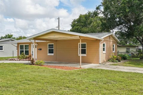 Casa en venta en Pinellas Park, Florida, 3 dormitorios, 111.85 m2 № 1816563 - foto 3