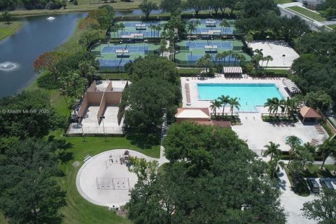 Condominio en venta en West Palm Beach, Florida, 2 dormitorios, 114.83 m2 № 1958717 - foto 3