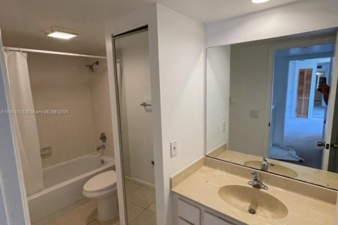 Condominio en venta en West Palm Beach, Florida, 2 dormitorios, 114.83 m2 № 1958717 - foto 19