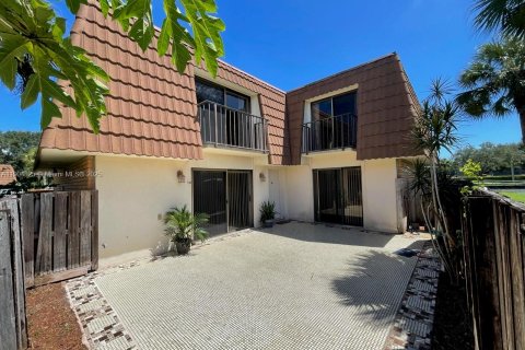 Condominio en venta en West Palm Beach, Florida, 2 dormitorios, 114.83 m2 № 1958717 - foto 1