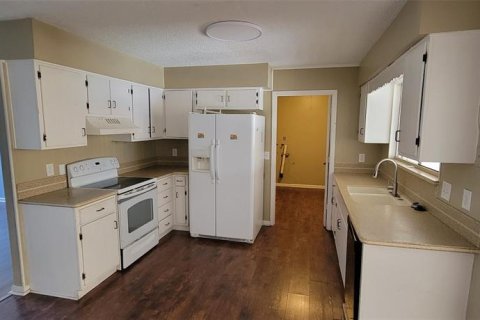 Villa ou maison à vendre à Deltona, Floride: 3 chambres, 157.38 m2 № 2217886 - photo 7