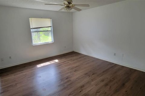 Villa ou maison à vendre à Deltona, Floride: 3 chambres, 157.38 m2 № 2217886 - photo 13