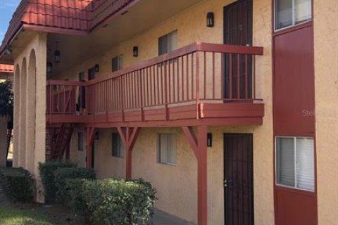 Condo in Orlando, Florida, 2 bedrooms  № 1732502 - photo 2