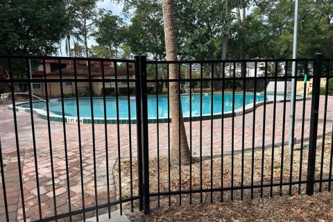 Condo in Orlando, Florida, 2 bedrooms  № 1732502 - photo 18