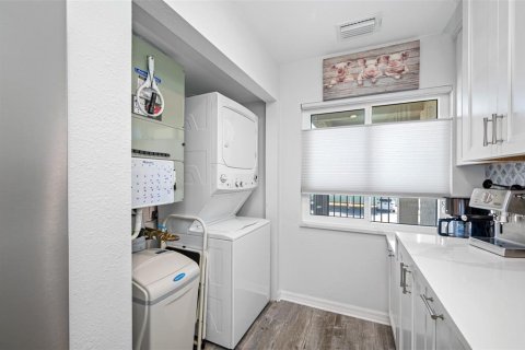 Condo in Port Richey, Florida, 2 bedrooms  № 2348317 - photo 26
