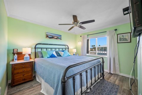 Condo in Port Richey, Florida, 2 bedrooms  № 2348317 - photo 23
