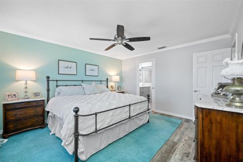 Condo in Port Richey, Florida, 2 bedrooms  № 2348317 - photo 19