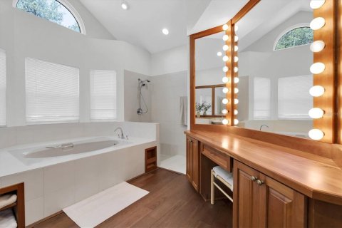 House in Palm Harbor, Florida 4 bedrooms, 224.27 sq.m. № 1842989 - photo 20