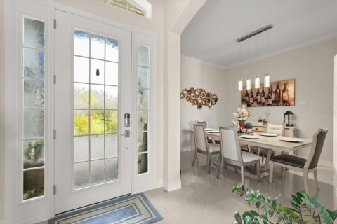 House in Orlando, Florida 4 bedrooms, 303.98 sq.m. № 1760054 - photo 3