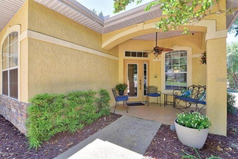 House in Ocala, Florida 3 bedrooms, 147.06 sq.m. № 1856275 - photo 1