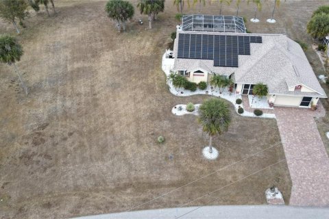 House in Punta Gorda, Florida 3 bedrooms, 155.7 sq.m. № 2166380 - photo 29