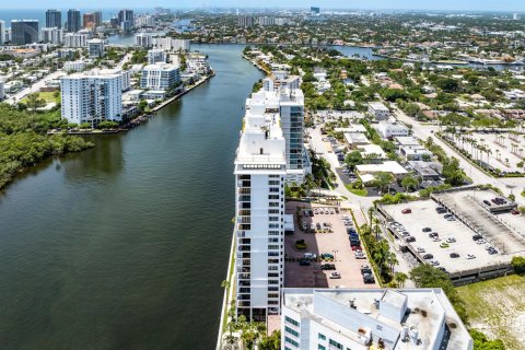 Condo à Fort Lauderdale, Floride, 2 chambres  № 2247186