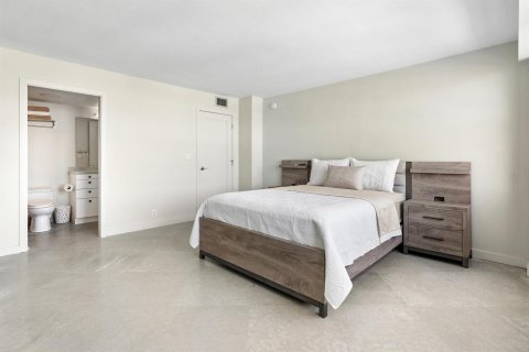 Copropriété à vendre à Fort Lauderdale, Floride: 2 chambres, 150.5 m2 № 2247186 - photo 11