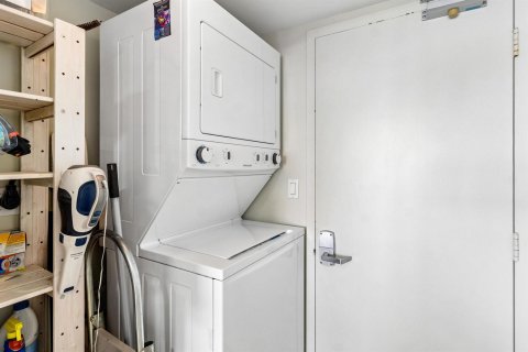 Copropriété à vendre à Fort Lauderdale, Floride: 2 chambres, 150.5 m2 № 2247186 - photo 18