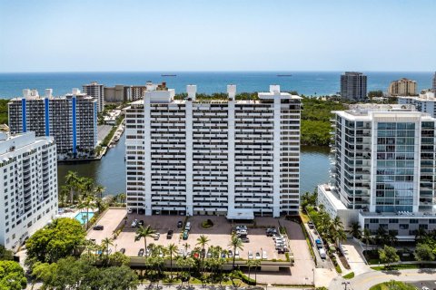 Copropriété à vendre à Fort Lauderdale, Floride: 2 chambres, 150.5 m2 № 2247186 - photo 26