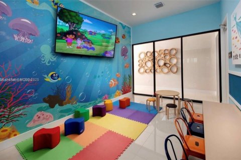 Villa ou maison à vendre à Hialeah, Floride: 3 chambres, 143.07 m2 № 1950208 - photo 13