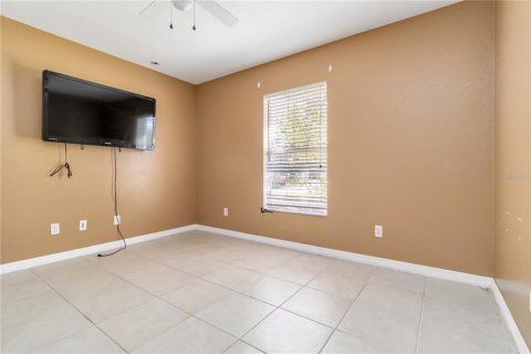 House in North Port, Florida 3 bedrooms, 115.76 sq.m. № 1916427 - photo 24