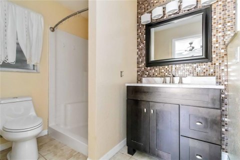 House in North Port, Florida 3 bedrooms, 115.76 sq.m. № 1916427 - photo 22