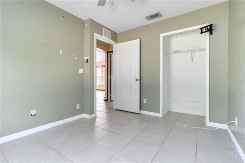 House in North Port, Florida 3 bedrooms, 115.76 sq.m. № 1916427 - photo 14