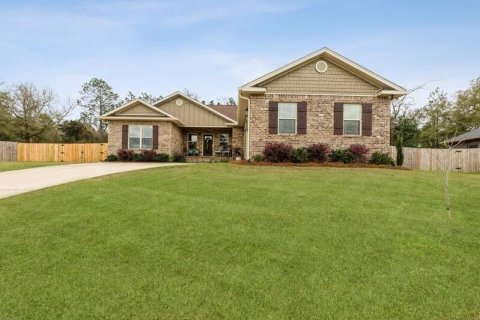Casa en venta en Crestview, Florida, 4 dormitorios, 214.98 m2 № 559808 - foto 1