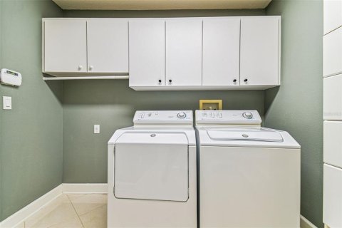 House in Lutz, Florida 3 bedrooms, 251.3 sq.m. № 1885934 - photo 29