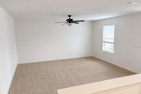 Villa ou maison à louer à Seffner, Floride: 3 chambres, 257.34 m2 № 2283610 - photo 10