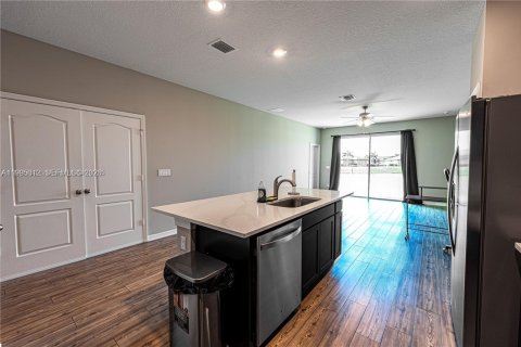 Townhouse in St. Lucie, Florida 3 bedrooms, 129.04 sq.m. № 2059076 - photo 9