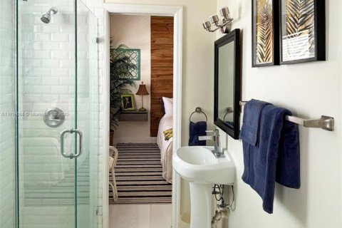 Снять в аренду кондоминиум в Майами-Бич, Флорида 1 спальня, 38.09м2, № 1942957 - фото 5