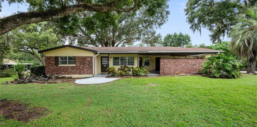Casa en Dade City, Florida 4 dormitorios, 259.48 m2 № 1904732